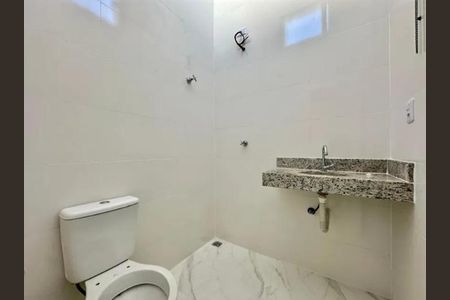 Casa à venda com 110m², 2 quartos e 1 vaga