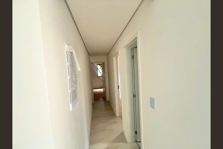 Apartamento à venda com 135m², 4 quartos e 2 vagasCorredor