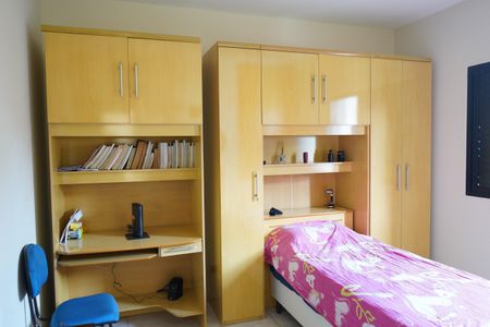 Casa à venda com 300m², 2 quartos e 2 vagasQuarto 2