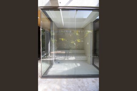 Apartamento à venda com 209m², 3 quartos e 3 vagas Apartamento à venda com 209m², 3 quartos e 3 vagasÁrea comum - Saúna