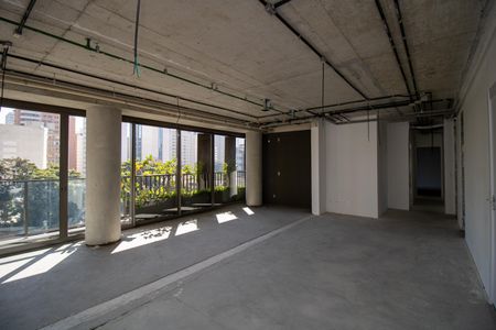 Sala de apartamento à venda com 3 quartos, 209m² em Vila Nova Conceição, São Paulo