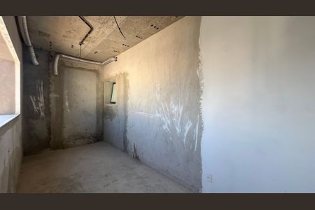 Apartamento à venda com 663m², 3 quartos e 6 vagas Apartamento à venda com 663m², 3 quartos e 6 vagasÁrea de Serviço