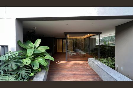 Apartamento à venda com 663m², 3 quartos e 6 vagas Apartamento à venda com 663m², 3 quartos e 6 vagasÁrea comum