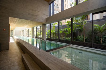 Apartamento à venda com 319m², 3 quartos e 3 vagasÁrea comum - Piscina