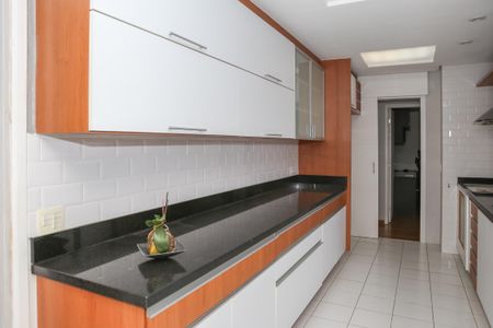 Apartamento para alugar com 274m², 3 quartos e 4 vagasCozinha