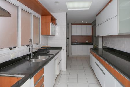 Apartamento para alugar com 274m², 3 quartos e 4 vagasCozinha