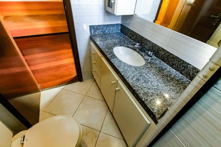 Apartamento para alugar com 160m², 4 quartos e 4 vagasBanheiro da Suíte 2