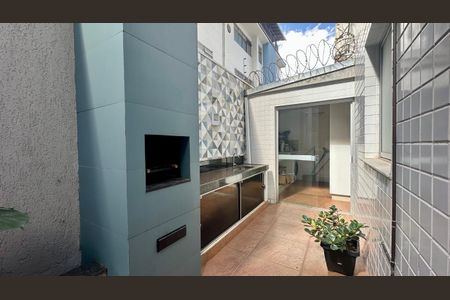 Apartamento à venda com 126m², 2 quartos e 3 vagasÁrea privativa