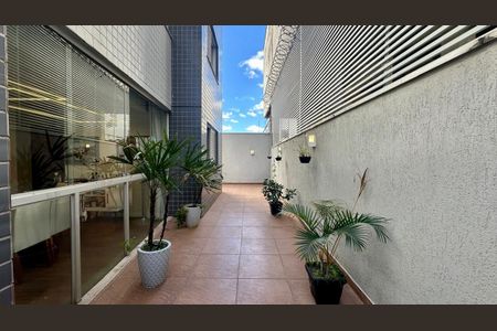 Apartamento à venda com 126m², 2 quartos e 3 vagasÁrea privativa