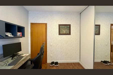 Apartamento à venda com 126m², 2 quartos e 3 vagasEscritório