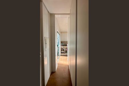 Apartamento à venda com 126m², 2 quartos e 3 vagasÁrea de serviço