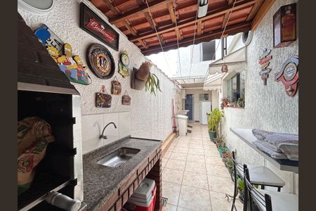 Casa à venda com 125m², 3 quartos e 3 vagasChurrasqueira