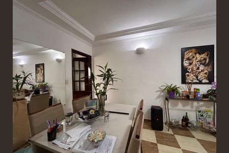 Casa à venda com 125m², 3 quartos e 3 vagasSala