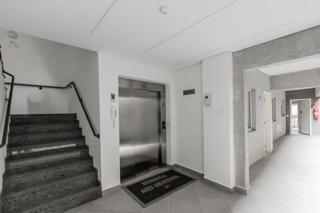 Apartamento à venda com 45m², 2 quartos e sem vagaElevador