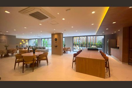 Apartamento à venda com 81m², 2 quartos e 1 vagaÁrea comum