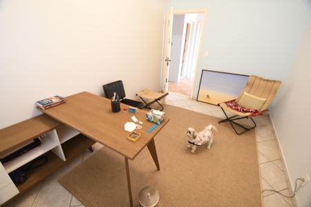 Casa à venda com 450m², 5 quartos e 2 vagasCasa 2 - Quarto 3