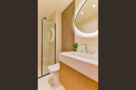 Apartamento à venda com 81m², 2 quartos e 1 vaga Apartamento à venda com 81m², 2 quartos e 1 vagaBanheiro