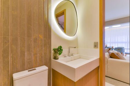 Apartamento à venda com 81m², 2 quartos e 1 vaga Apartamento à venda com 81m², 2 quartos e 1 vagaBanheiro