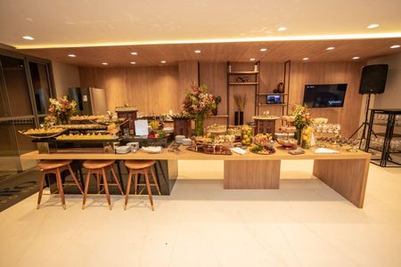 Apartamento à venda com 81m², 2 quartos e 1 vaga Apartamento à venda com 81m², 2 quartos e 1 vagaSalão de festas