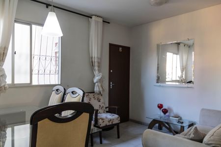 Apartamento à venda com 59m², 2 quartos e 1 vaga Apartamento à venda com 59m², 2 quartos e 1 vagaSala
