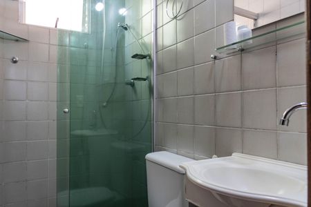 Apartamento à venda com 59m², 2 quartos e 1 vaga Apartamento à venda com 59m², 2 quartos e 1 vagaBanheiro