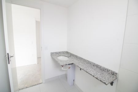 Apartamento à venda com 79m², 2 quartos e 1 vagaBanheiro da Suíte 1