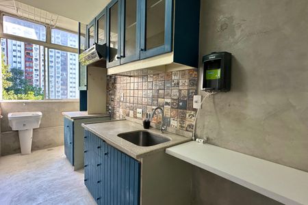 Apartamento à venda com 60m², 1 quarto e 1 vaga Apartamento à venda com 60m², 1 quarto e 1 vagaCozinha e Área de Serviço