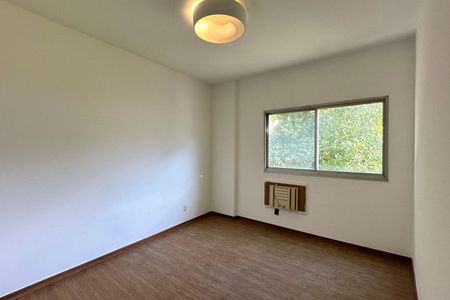 Apartamento à venda com 60m², 1 quarto e 1 vaga Apartamento à venda com 60m², 1 quarto e 1 vagaSuíte