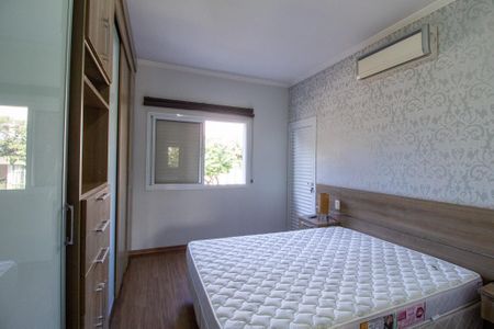 Casa de condomínio para alugar com 232m², 3 quartos e 2 vagasSuíte