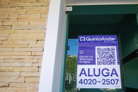 Casa de condomínio para alugar com 232m², 3 quartos e 2 vagasFachada