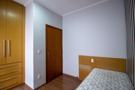Casa de condomínio para alugar com 232m², 3 quartos e 2 vagasQuarto 2
