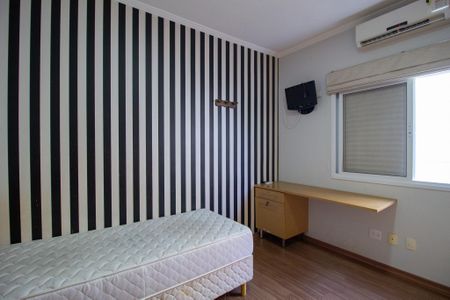 Casa de condomínio para alugar com 232m², 3 quartos e 2 vagasQuarto 2