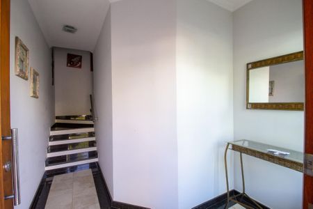 Casa de condomínio para alugar com 232m², 3 quartos e 2 vagasHall de entrada