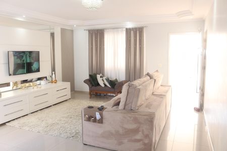 Casa à venda com 358m², 3 quartos e 4 vagasSala