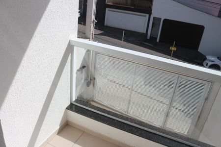 Casa à venda com 358m², 3 quartos e 4 vagasVaranda