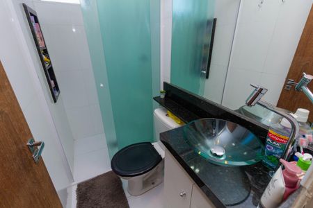 Apartamento à venda com 58m², 2 quartos e 1 vagaBanheiro Social