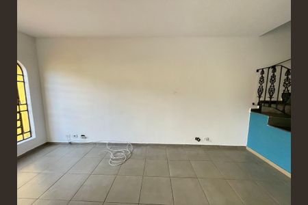 Casa à venda com 80m², 2 quartos e 1 vagaSala