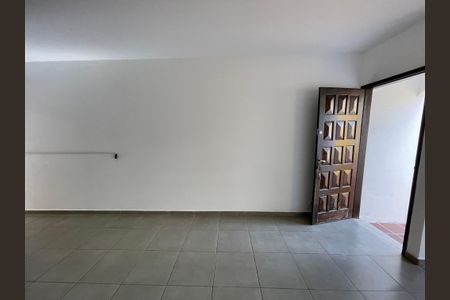 Casa à venda com 80m², 2 quartos e 1 vagaSala