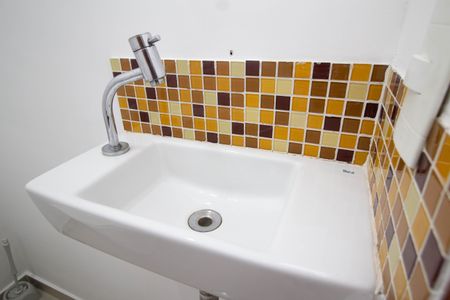 Casa à venda com 150m², 2 quartos e 3 vagas Casa à venda com 150m², 2 quartos e 3 vagasLavabo