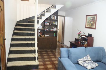 Casa à venda com 140m², 3 quartos e 2 vagasSala