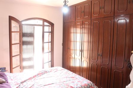 Casa à venda com 140m², 3 quartos e 2 vagasSuíte 1