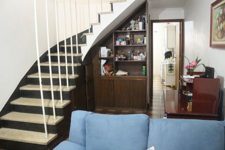 Casa à venda com 140m², 3 quartos e 2 vagasSala