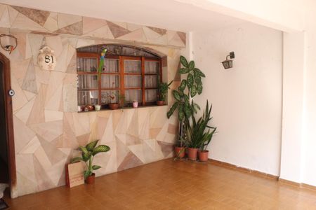 Casa à venda com 140m², 3 quartos e 2 vagasGaragem