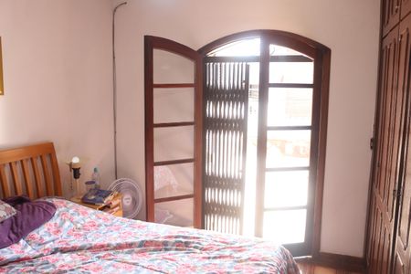 Casa à venda com 140m², 3 quartos e 2 vagasSuíte 1