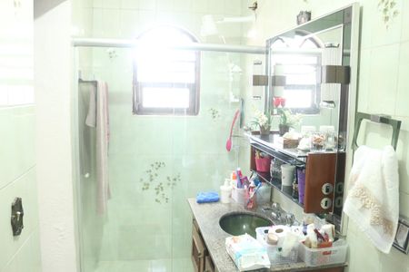 Casa à venda com 140m², 3 quartos e 2 vagasBanheiro da Suíte 1