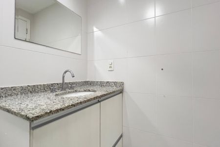 Apartamento à venda com 68m², 2 quartos e 1 vagaBanheiro da Suíte