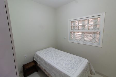 Casa à venda com 212m², 4 quartos e 2 vagasQuarto 2