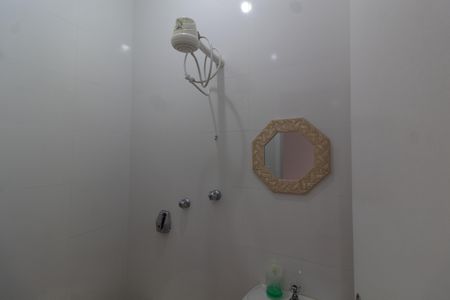 Casa à venda com 212m², 4 quartos e 2 vagasBanheiro de Serviço