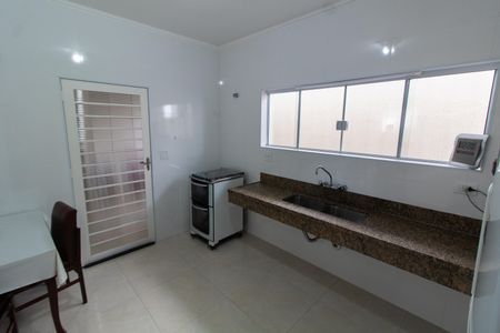 Casa à venda com 212m², 4 quartos e 2 vagasCozinha
