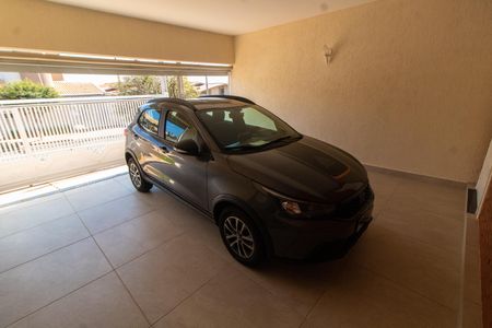 Casa à venda com 212m², 4 quartos e 2 vagasGaragem